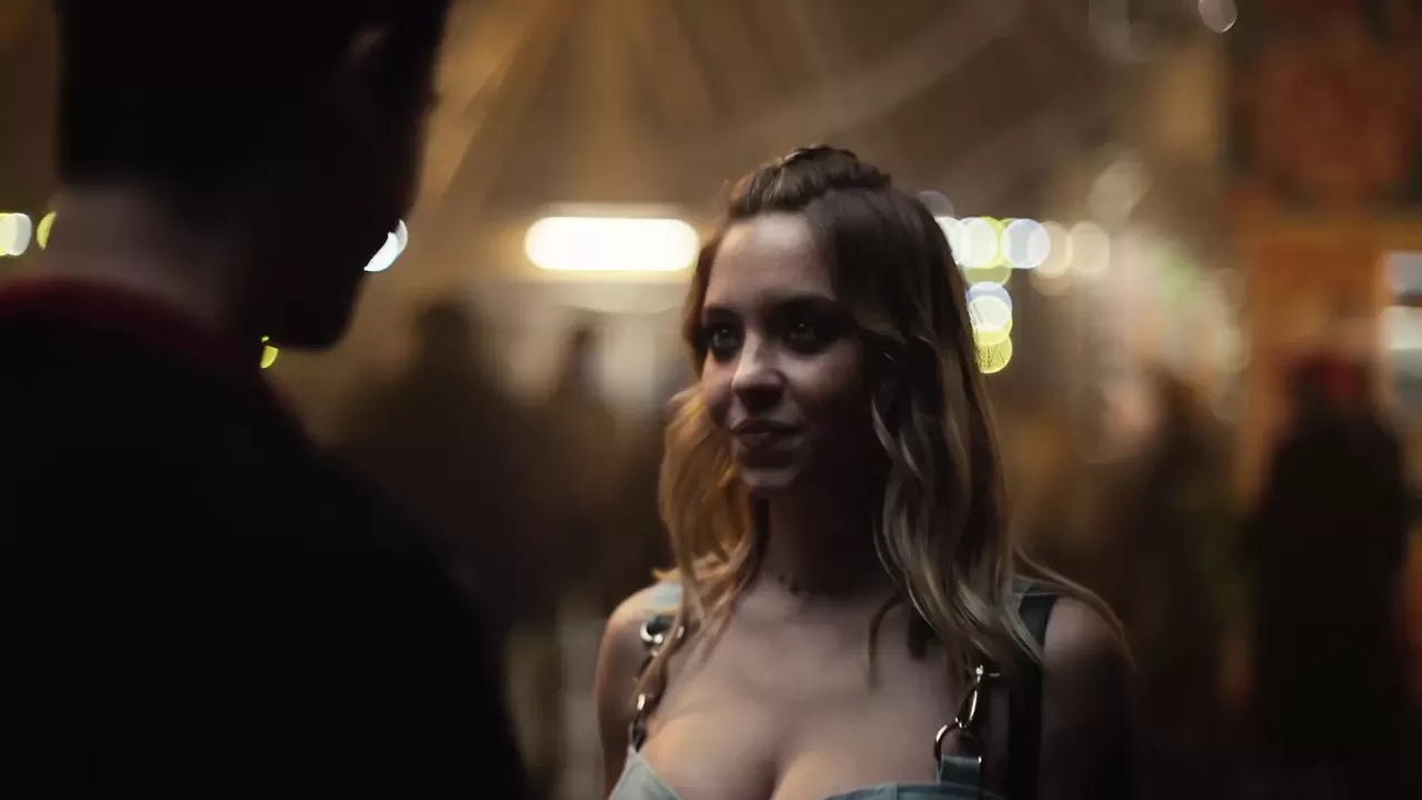 Sydney Sweeney Orgasm - Euphoria S01E04 (no music) - DONKPARTY.com