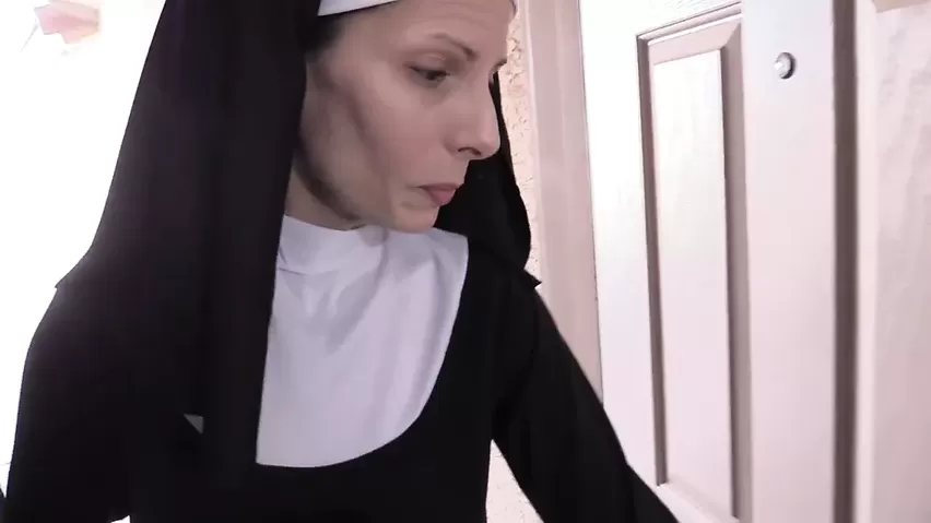 852px x 479px - Wife Crazy nun fuck in stocking - DONKPARTY.com
