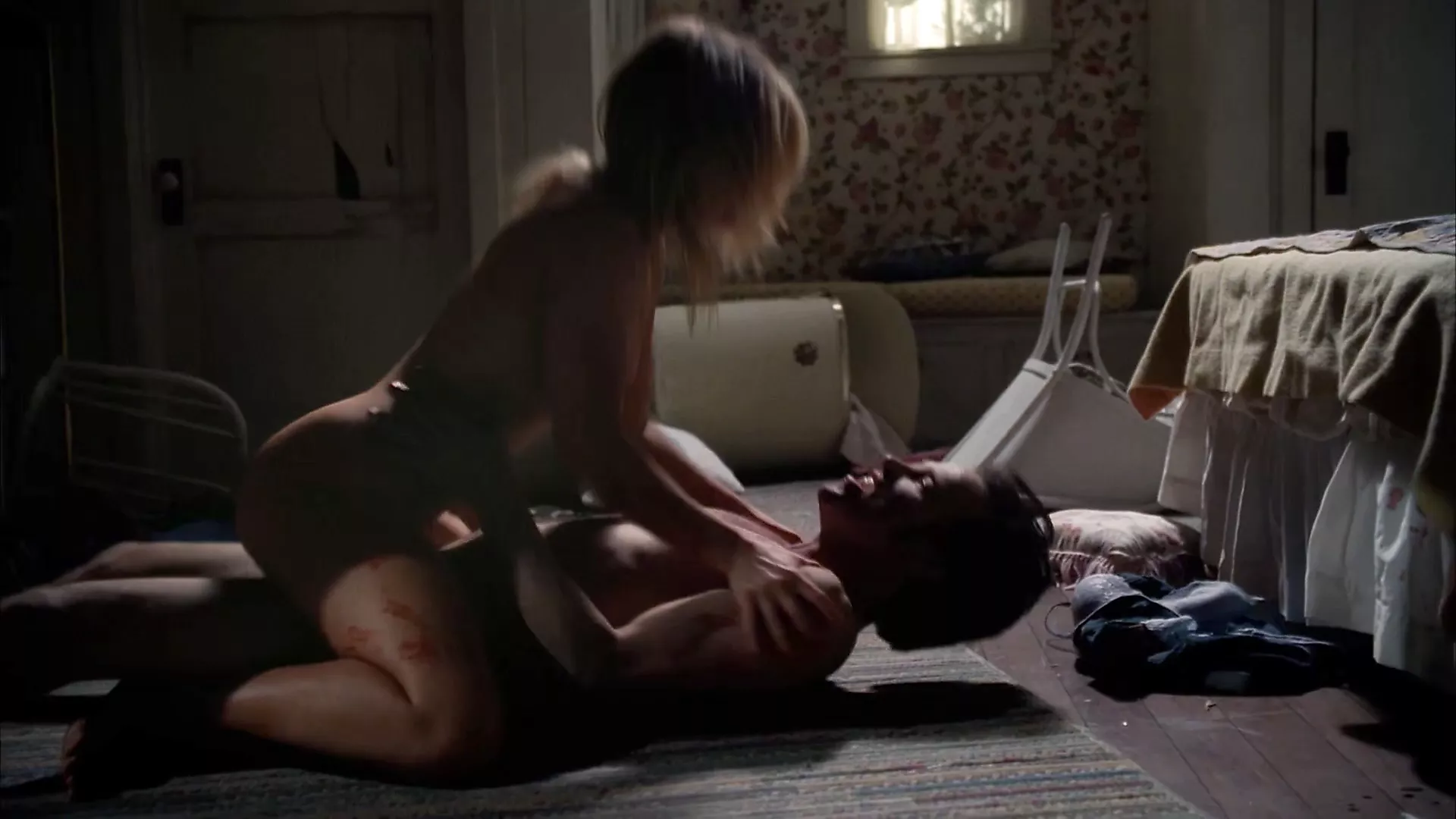 Anna Paquin, True Blood, sex scene S03E08 (no music) picture